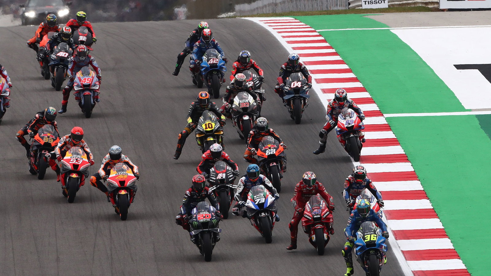 Start of the 2022 Portuguese MotoGP at Portimao