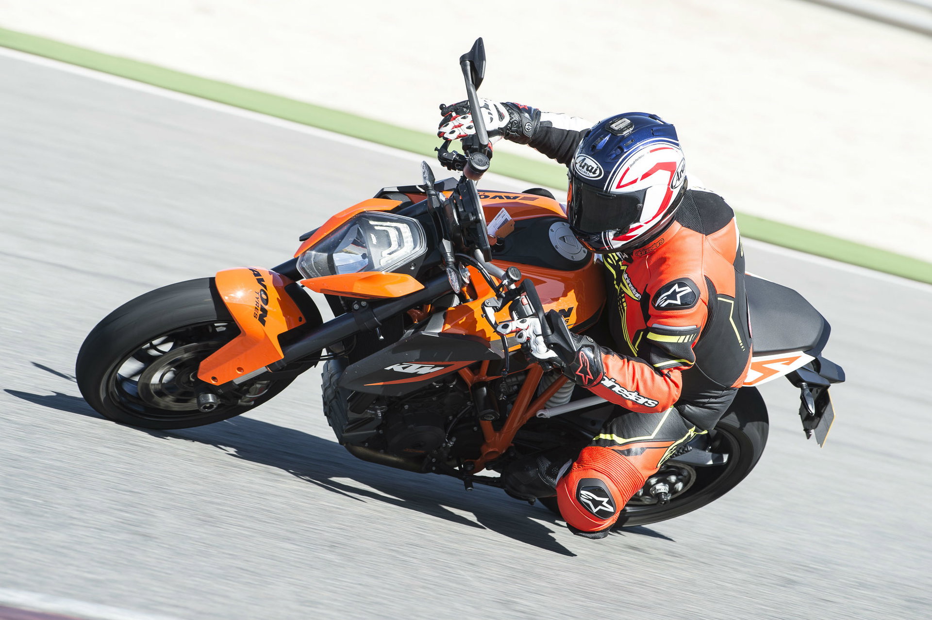 New Avon Spirit ST tyre tested on road and track | Visordown
