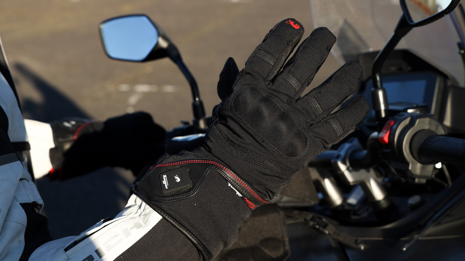 Furygan Genesis heated glove on rider