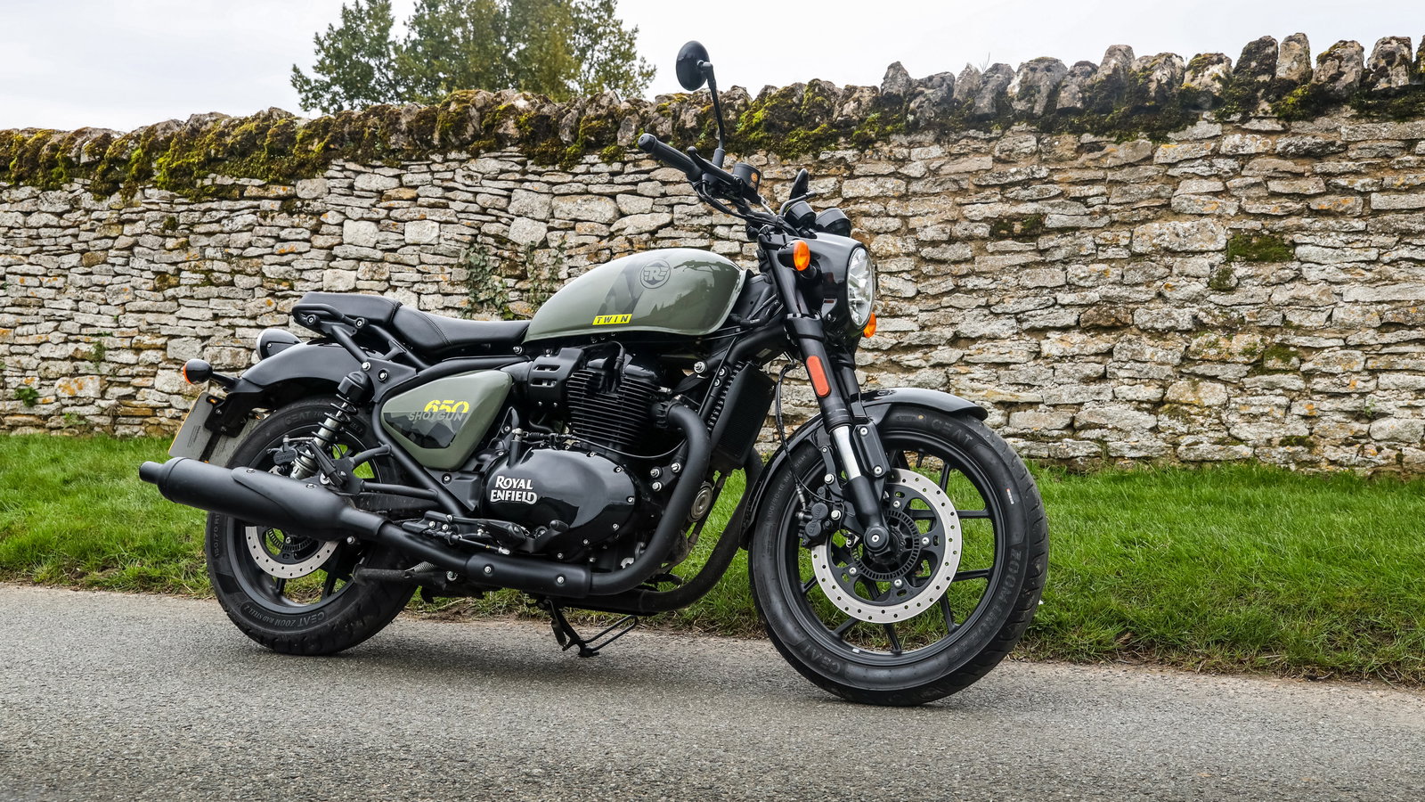 Royal Enfield Shotgun 650 - front