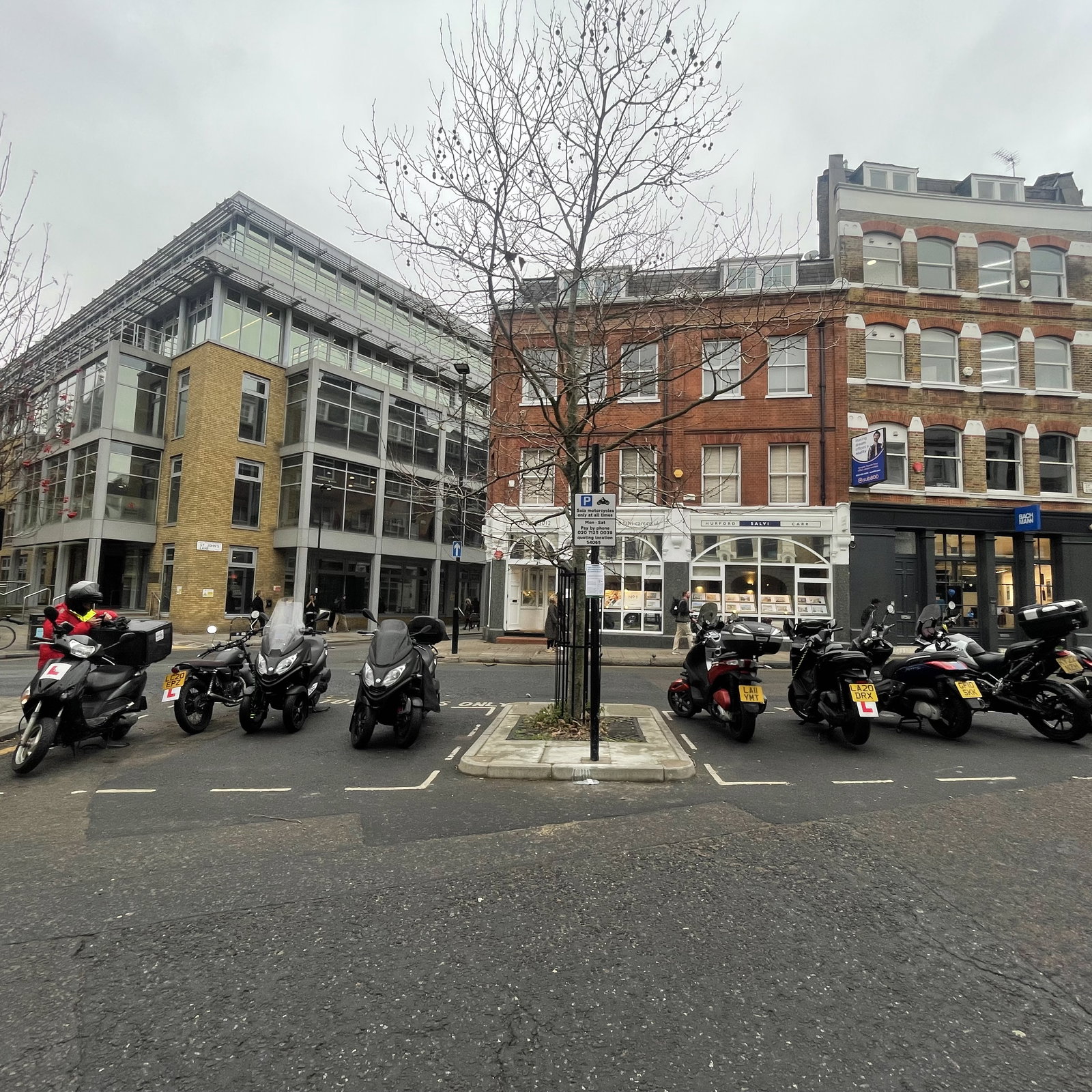 motorcycle-parking-charges