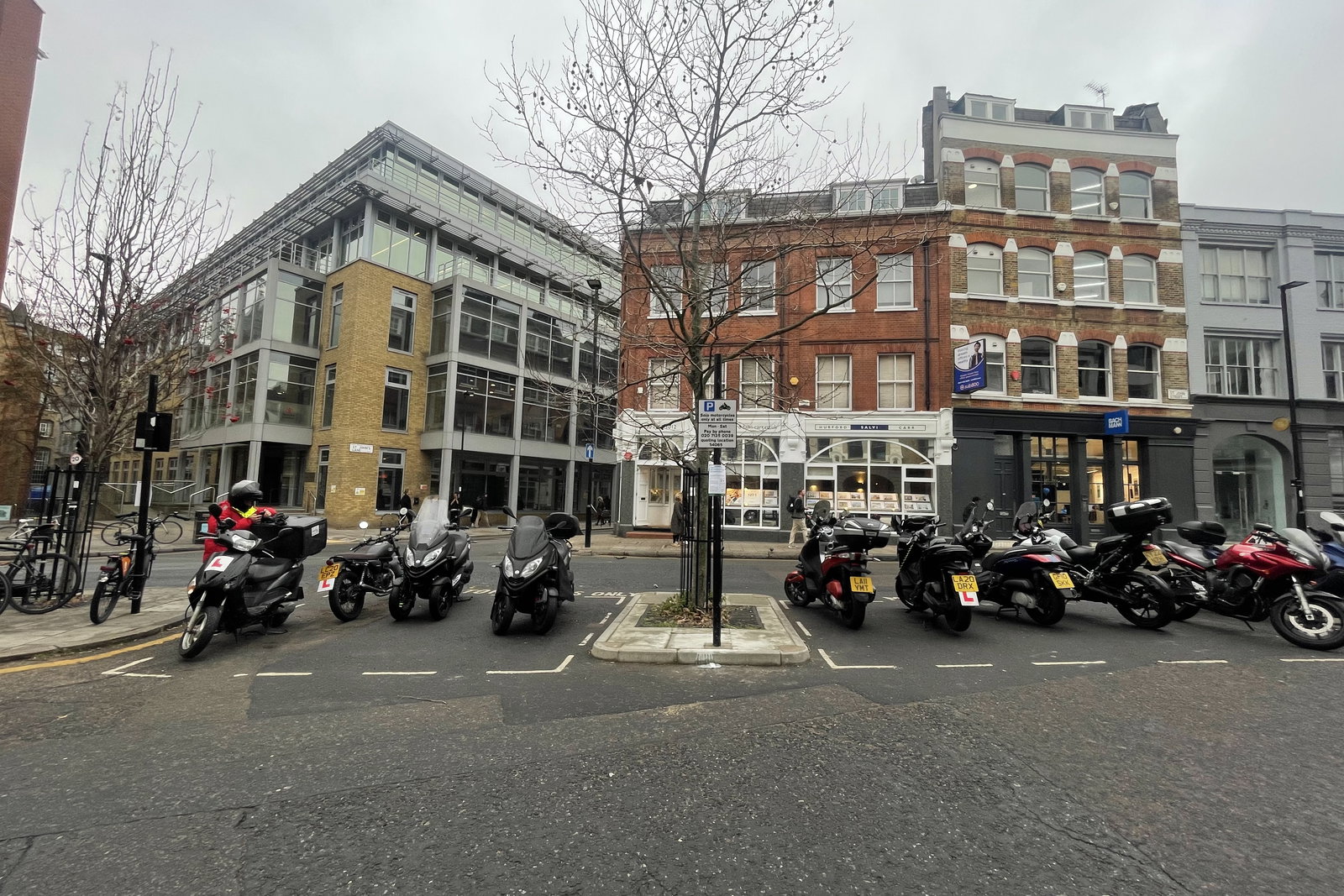 motorcycle-parking-charges