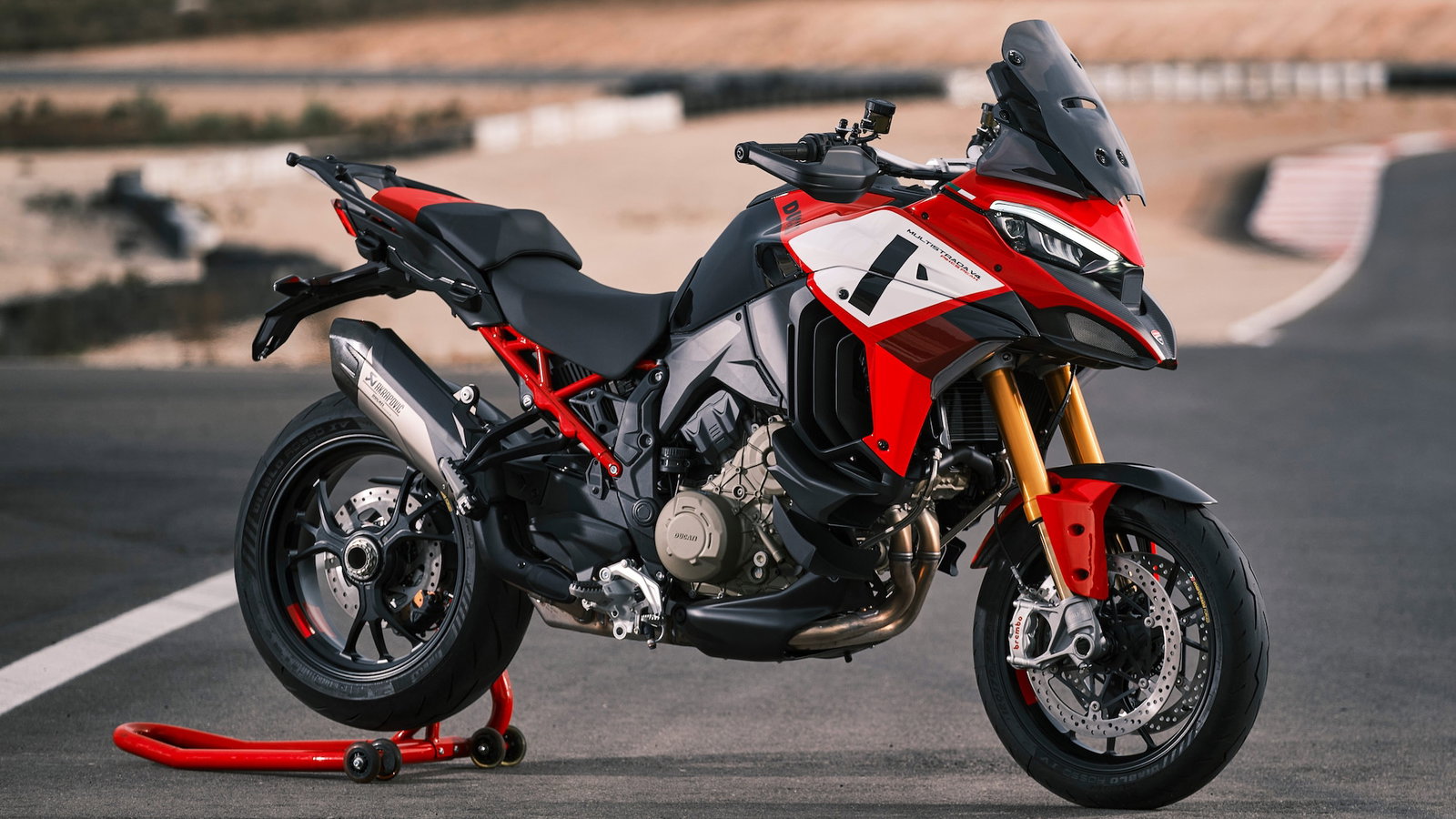 MY22_Ducati_Multistrada_V4_PikesPeak_069_UC347801_High.jpg