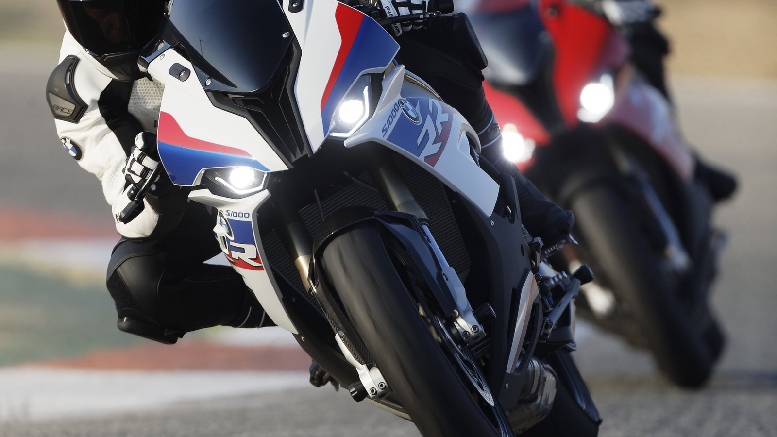 2019 S1000RR 