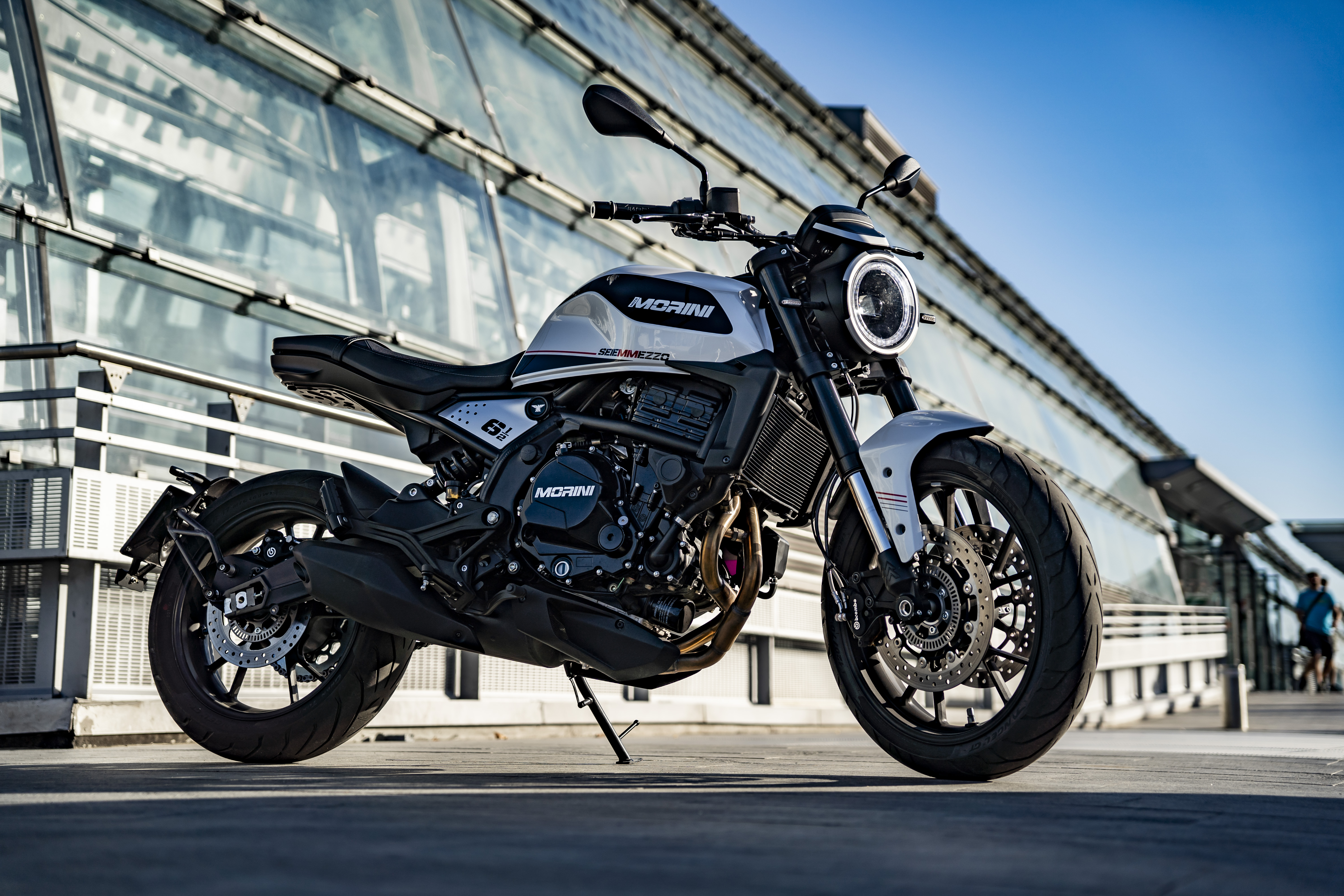 Moto Morini reveals new Seiemmezzo family, featuring a naked and a