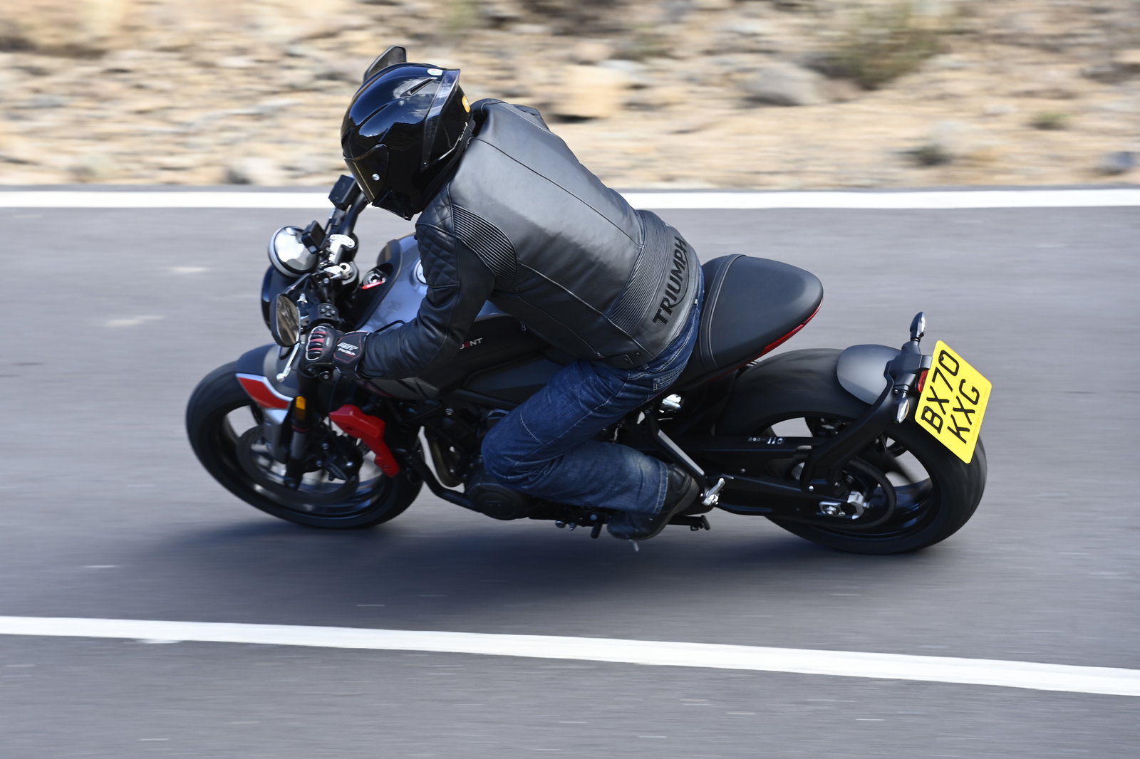 Triumph Trident 660 Review - A quick and classy A2 middle-weight