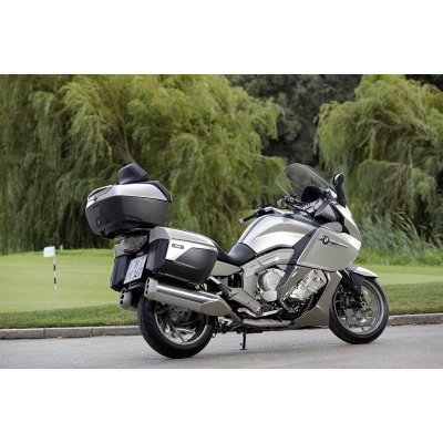 2011 BMW K1600GT/GTL first images