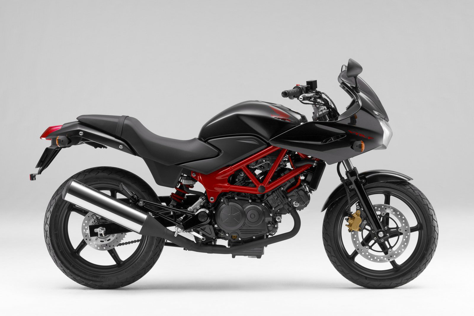 ＶＴＲ２５０ Ｆｉ VTR250F launched in Japan | Visordown