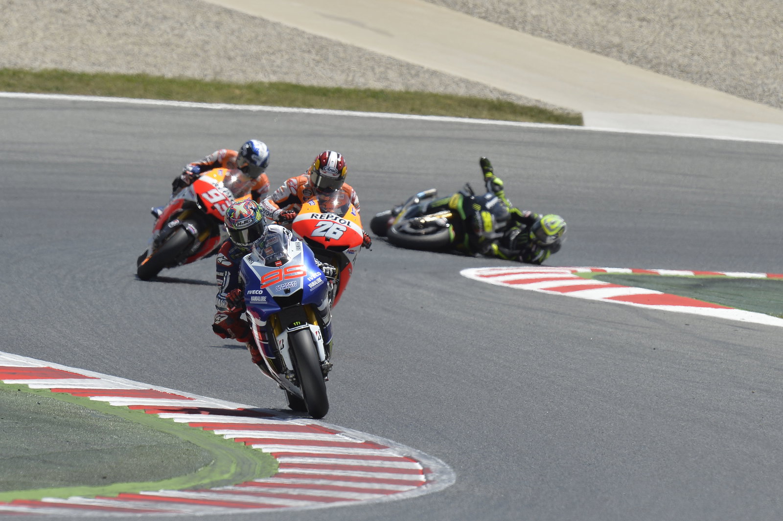 Rossi and Lorenzo: 'front tyres too soft'