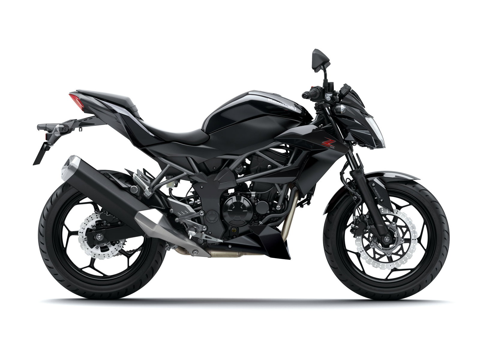 Kawasaki Ninja 250SL and Z250SL unveiled at Eicma
