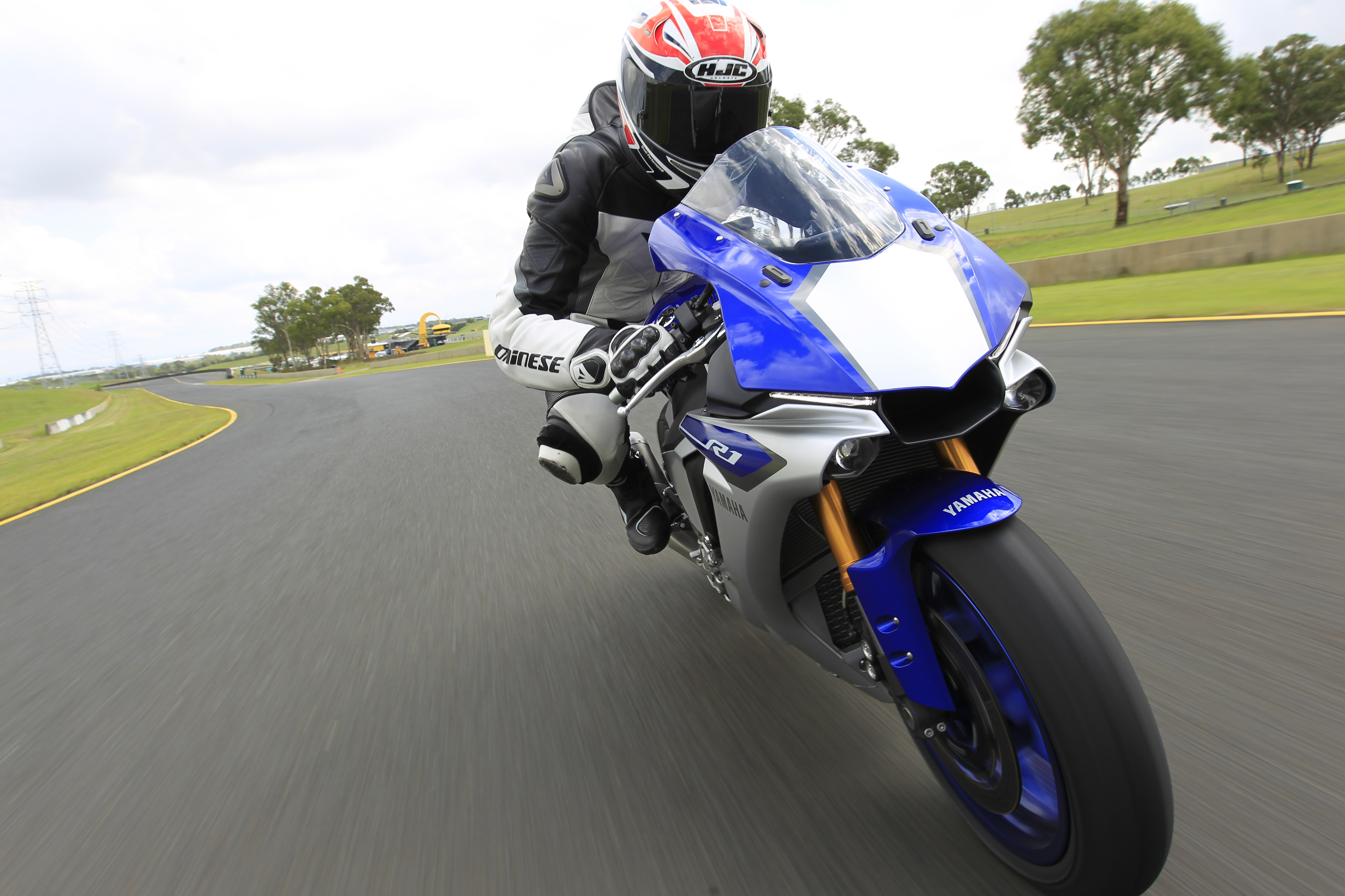 First ride: Yamaha R1 and R1M review | Visordown