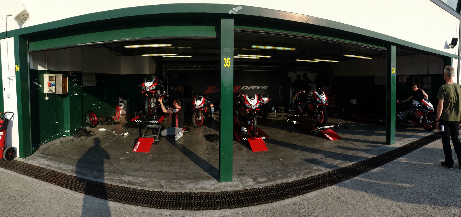 First ride: Aprilia RSV4 RF review