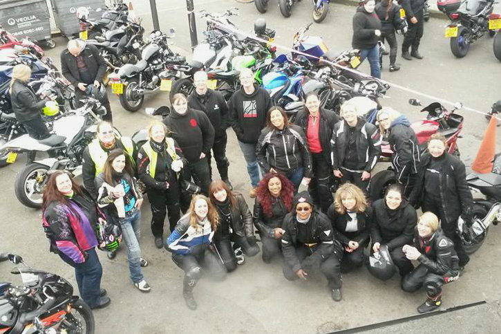 More than 1,000 women seek to smash two world records