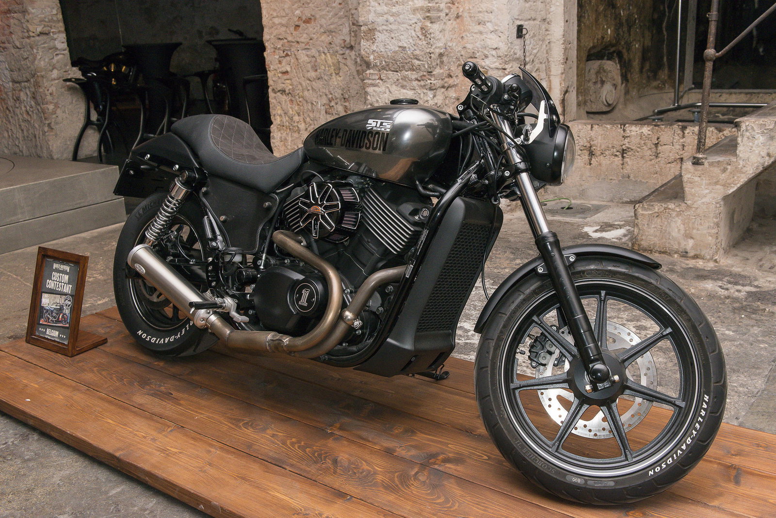 Harley’s Street 750 scrambler custom
