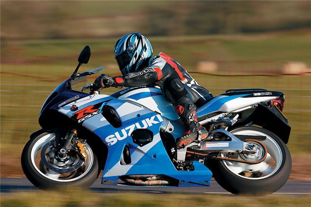 2001 GSX-R1000 K1-K2 review | Visordown
