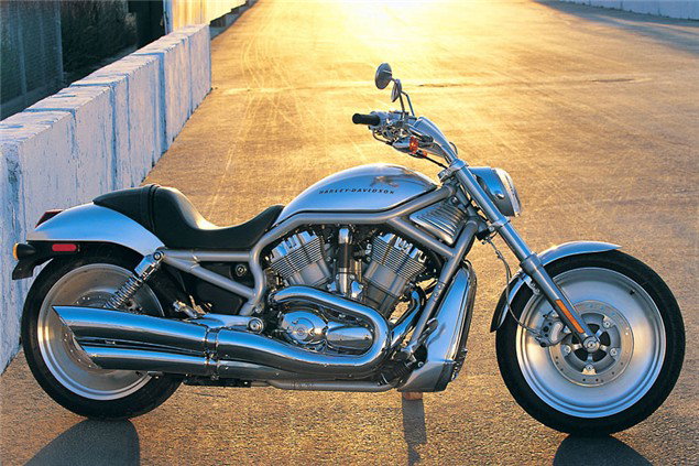 Niall's Spin - Harley-Davidson VRSCA V-Rod | Visordown
