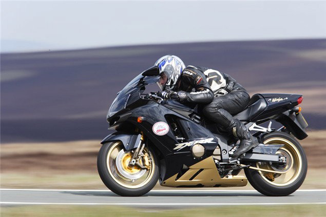 Insurance Refugees: TLR, VFR800, ZX-12R & ZX-10R | Visordown