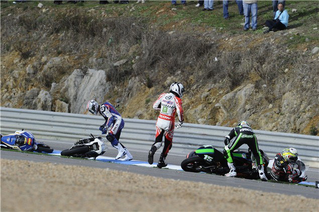 Estoril: 118 crashes over GP weekend