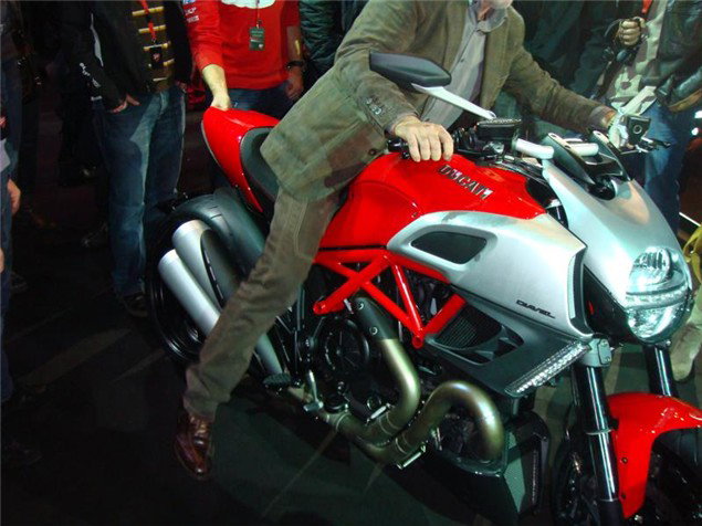 Ducati Diavel: first pictures emerge