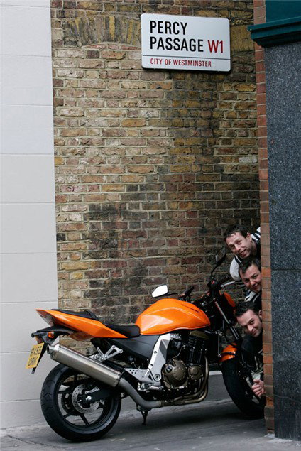 Road Test: CB600F v Z750 v GSR600 v FZ6