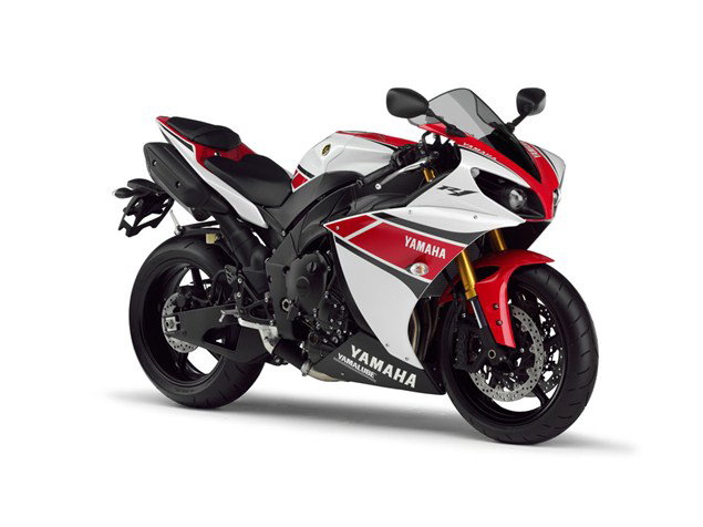 2012 Yamaha R1 leaked
