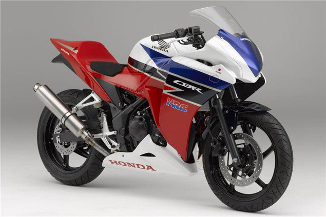 ホンダ CBR250R HONDA CBR250R (2011-) 2016 Parts and Technical Specifications