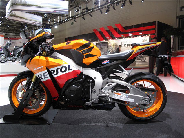 Intermot: 2013 Honda Fireblade colours