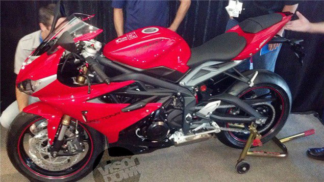 2013 Triumph Daytona 675 in full