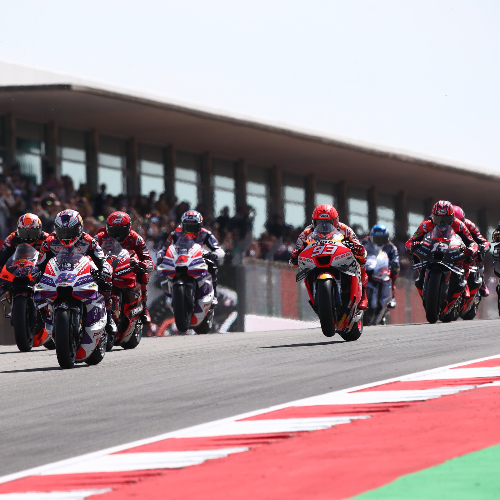 MotoGP race start, 2023 MotoGP Portuguese Grand Prix. - Gold and Goose