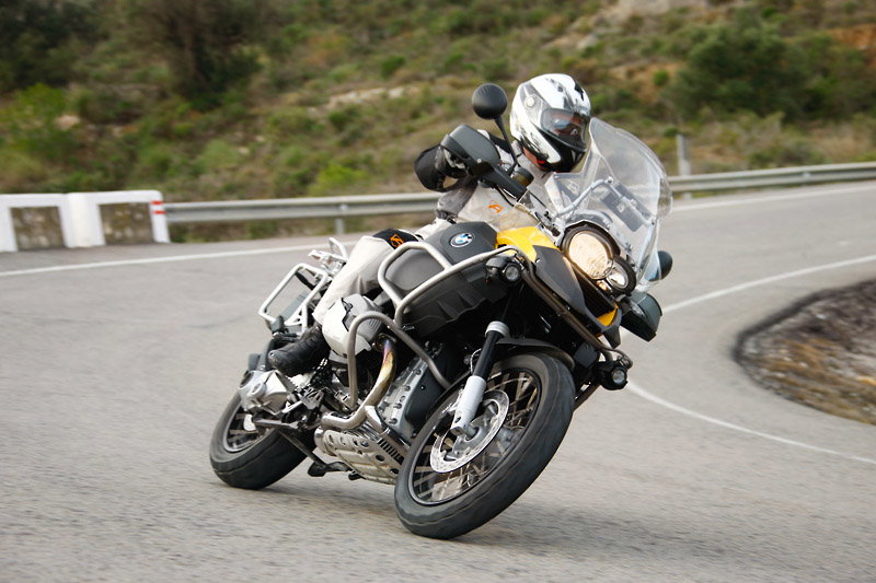 2010 BMW R1200RT launch test review