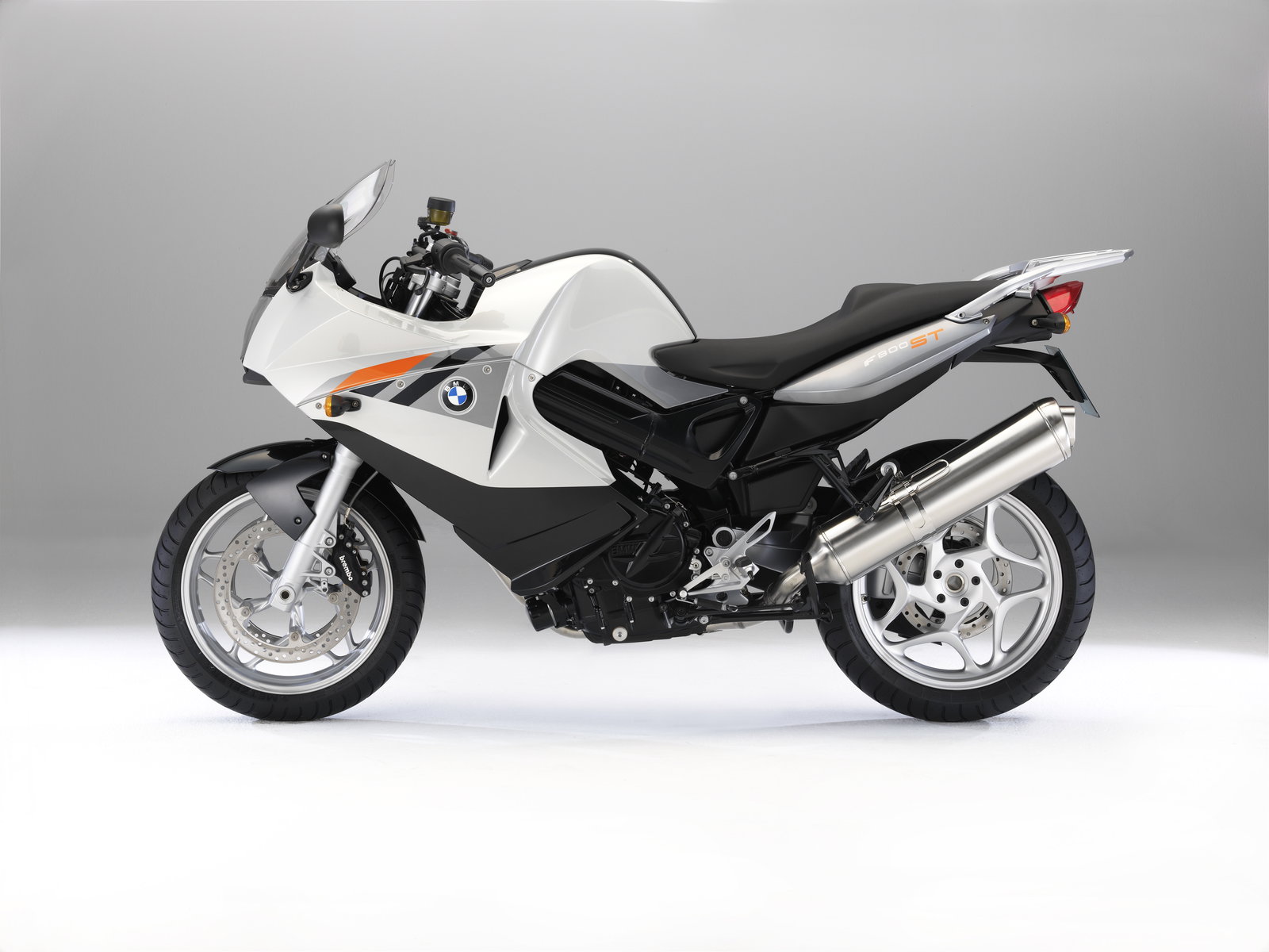 バイク BMWF800ST ビーエムダブリュー（BMW） F800STの型式・スペックならバイクブロス