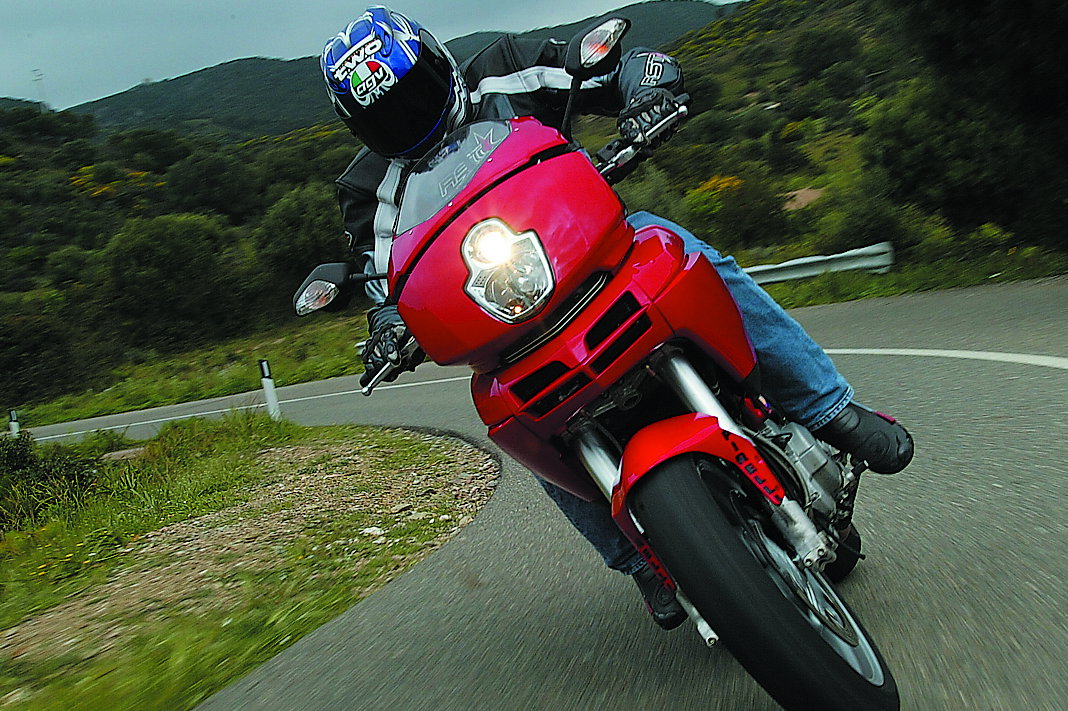 First Ride: KTM 950 Adventure