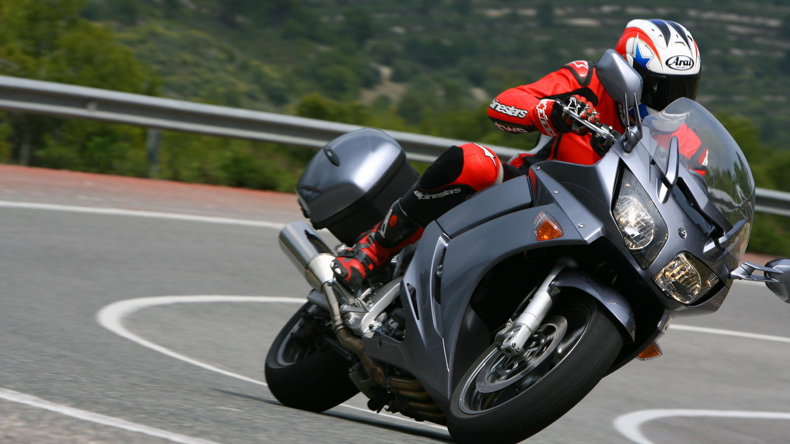 First Ride: 2006 Yamaha FJR1300 A-AS