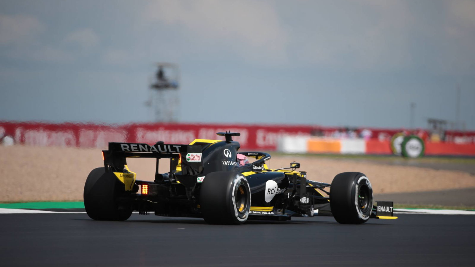 Ricciardo: MotoGP riders won’t like Silverstone resurfacing