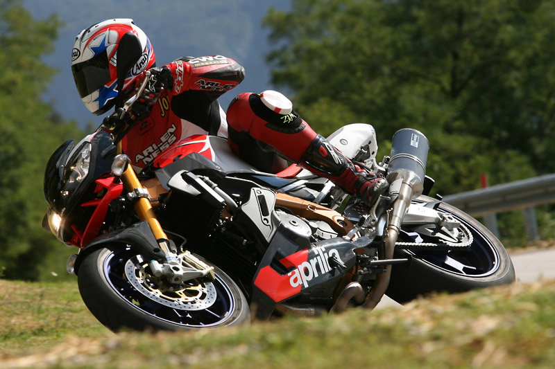 Buyer Guide: Triumph T595 & 955i Daytona