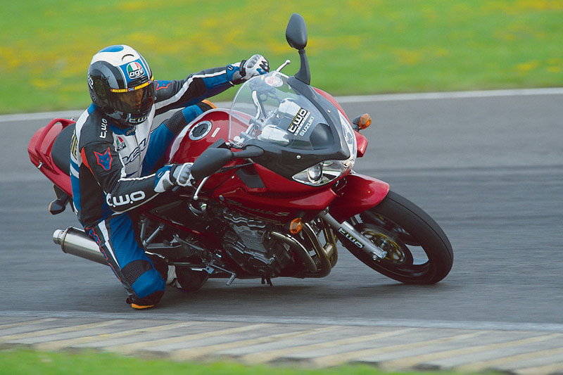 Niall's Spin: 1997 GSX-R600 review