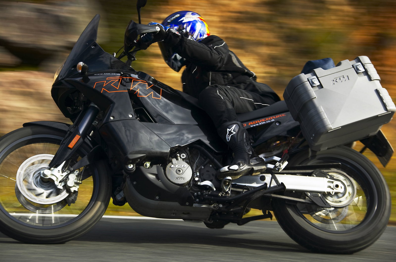First Ride: 2006 Suzuki V-Strom 1000 GT review