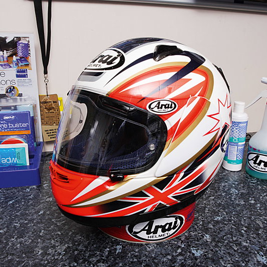 arai helmet cleaning CLEAN Visor Flat Iridium Photochromic RX-7X / Astro GX GMA Product Series How to Wash Evo Helmet