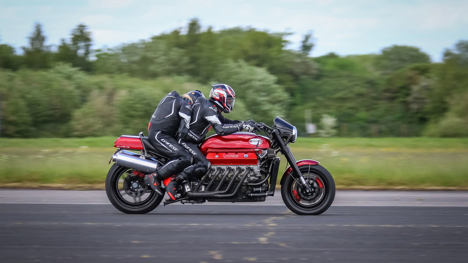 Allen Millyard, Henry Cole on Viper V10 for tandem LSR