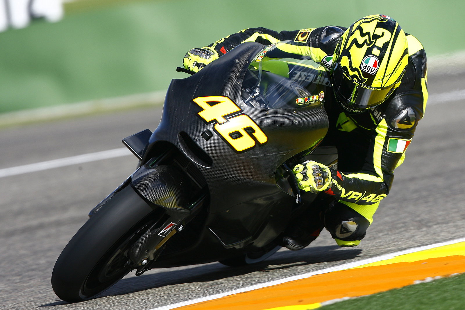 Burgess: Rossi rates Ducati engine and rear grip