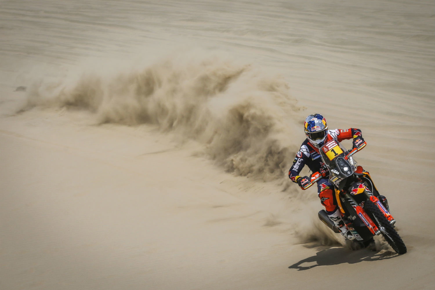 Sam Sunderland out of Dakar 2018