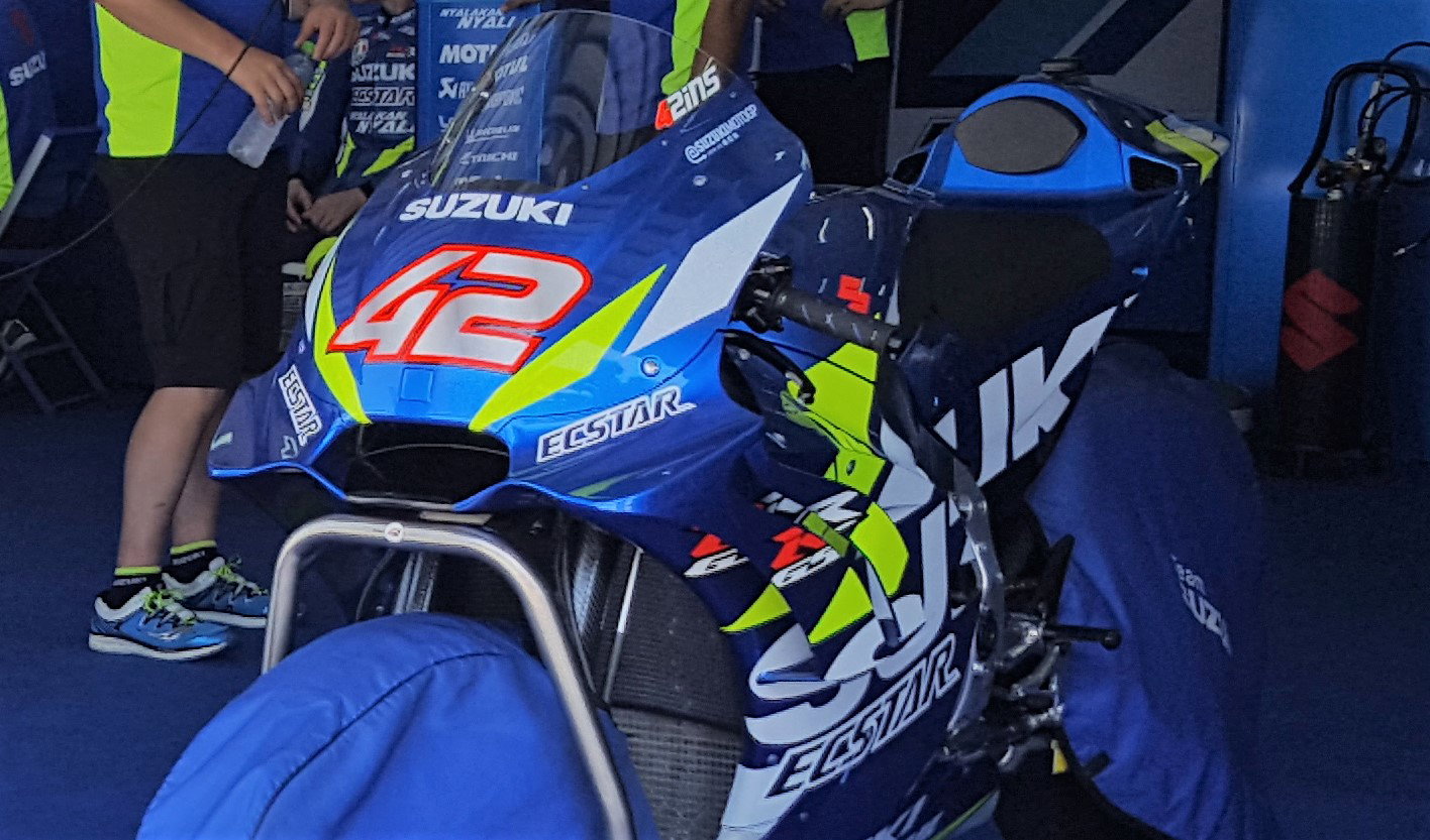 Sepang MotoGP test - LIVE!