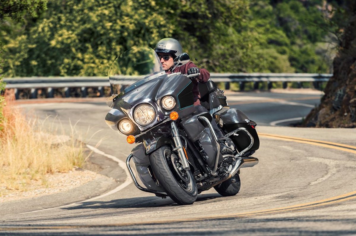 2021-Kawasaki-Vulcan-1700-Voyager-5.jpeg