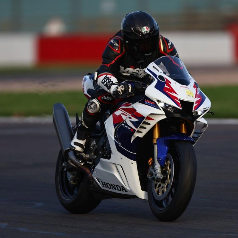 2022-Honda-CBR1000RR-R-SP