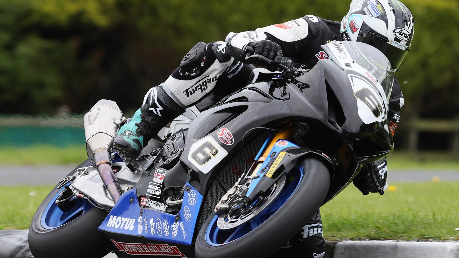 Michael Dunlop - Hawk Racing Suzuki [credit: NW200 Pacemaker Balfast]