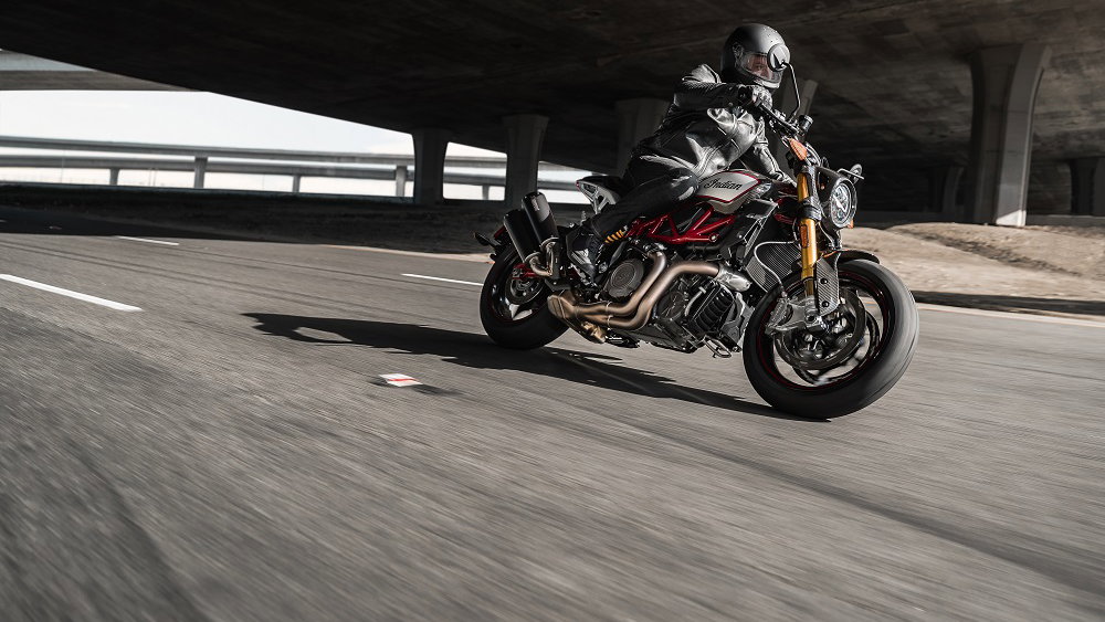 2022-ind-ftrrcarbon-carbonfiber-riding