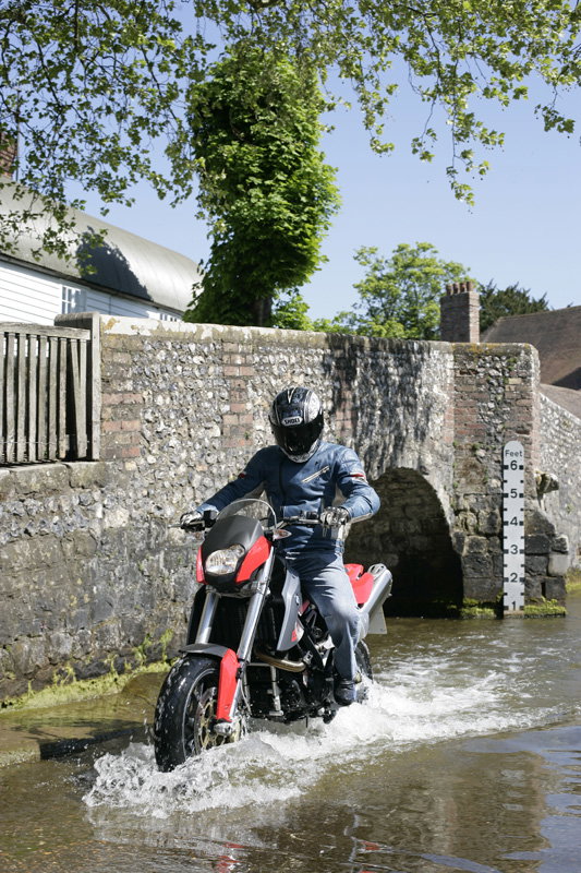 BMW Motorcycle Reviews | Page 7 | Visordown