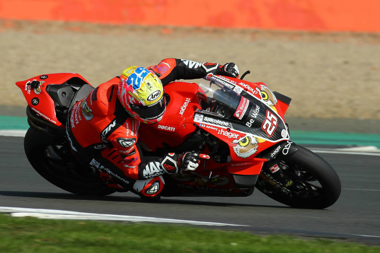 Brookes leads O’Halloran, Ducatis in Donington FP3