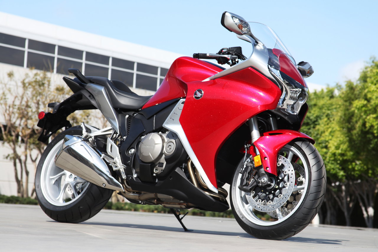 Honda VFR1200F - Different colour options
