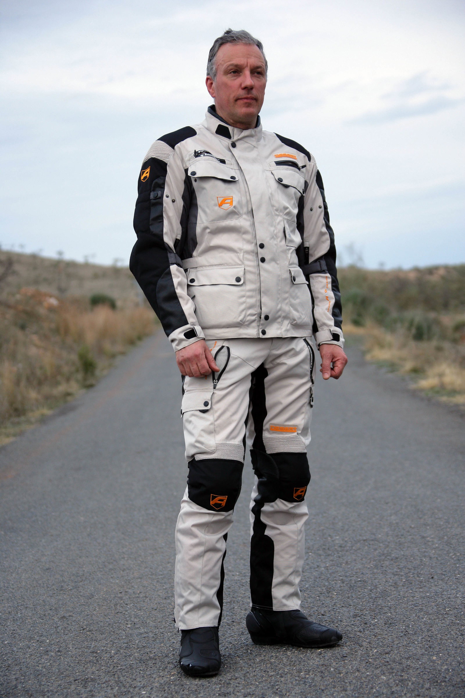 New: Akito Desert Evo | Visordown